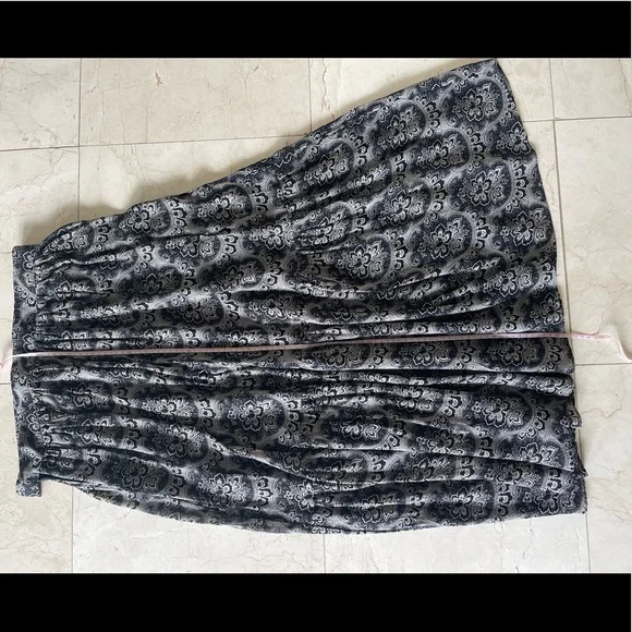 & Other Stories long Skirt - Picture 3 of 13